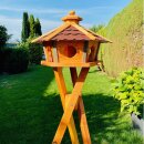 DARLUX Vogel Futter Haus L Sechseck Holz Vogelhaus + Ständer Braun/ Rot