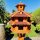 DARLUX Vogelvilla XXL Sechseck Doppelstock Vogelhaus + Ständer Braun/ Rot Garten Vogelfutterhaus Wetterfest