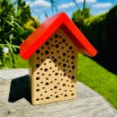 DARLUX Garten Wildbienen- Insektenhotel Nisthilfe Holzstamm Natur/ Dach Rot zum Hängen o. Stellen  180 mm Wetterfest Artgerecht nach NABU