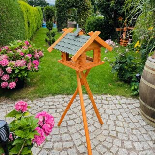 Grün mit Ständer